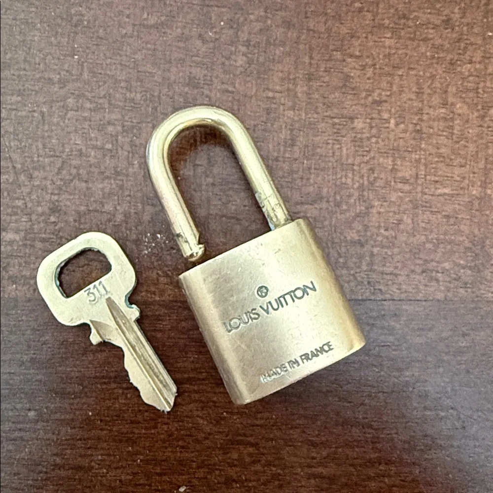 Louis vuitton brass lockset #311